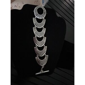 Lucky Brand Silver Tone Geometric Fan Link Toggle Bracelet with Turquoise Bead